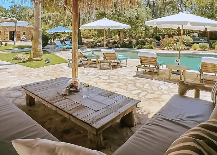 Alloggio per agriturismo La Bet Santa Eularia des Riu